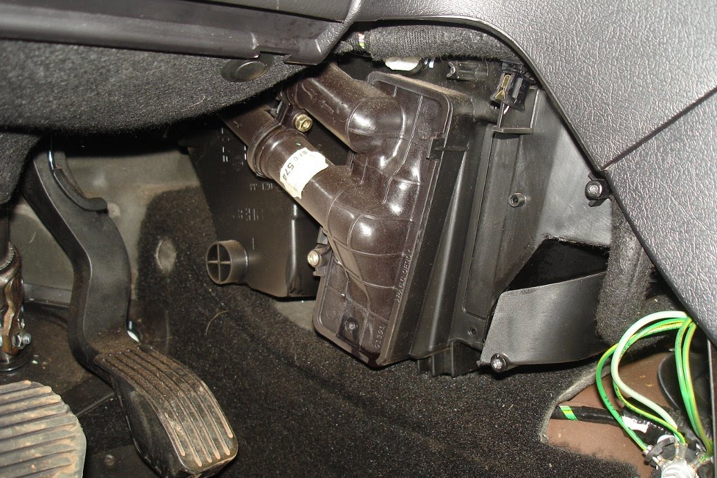 Citröen C4 com vazamento de água