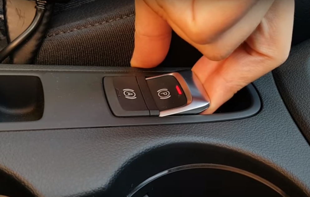 Botão de Acionamento do Freio de Estacionamento Elétrico