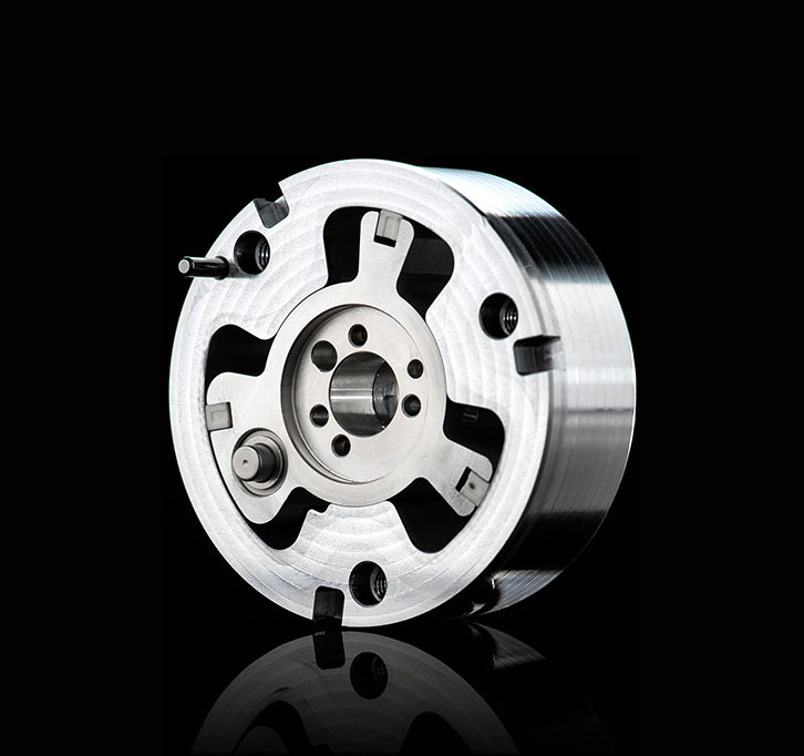 Rotor Posicionado No Centro de seu Curso Total