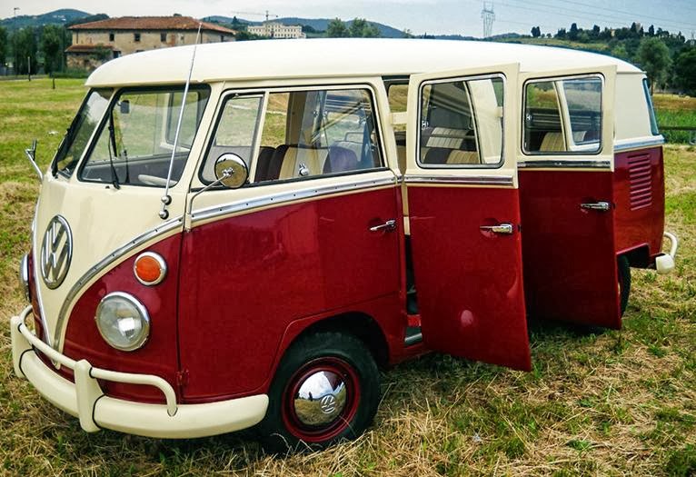 VW Kombi 6 Portas