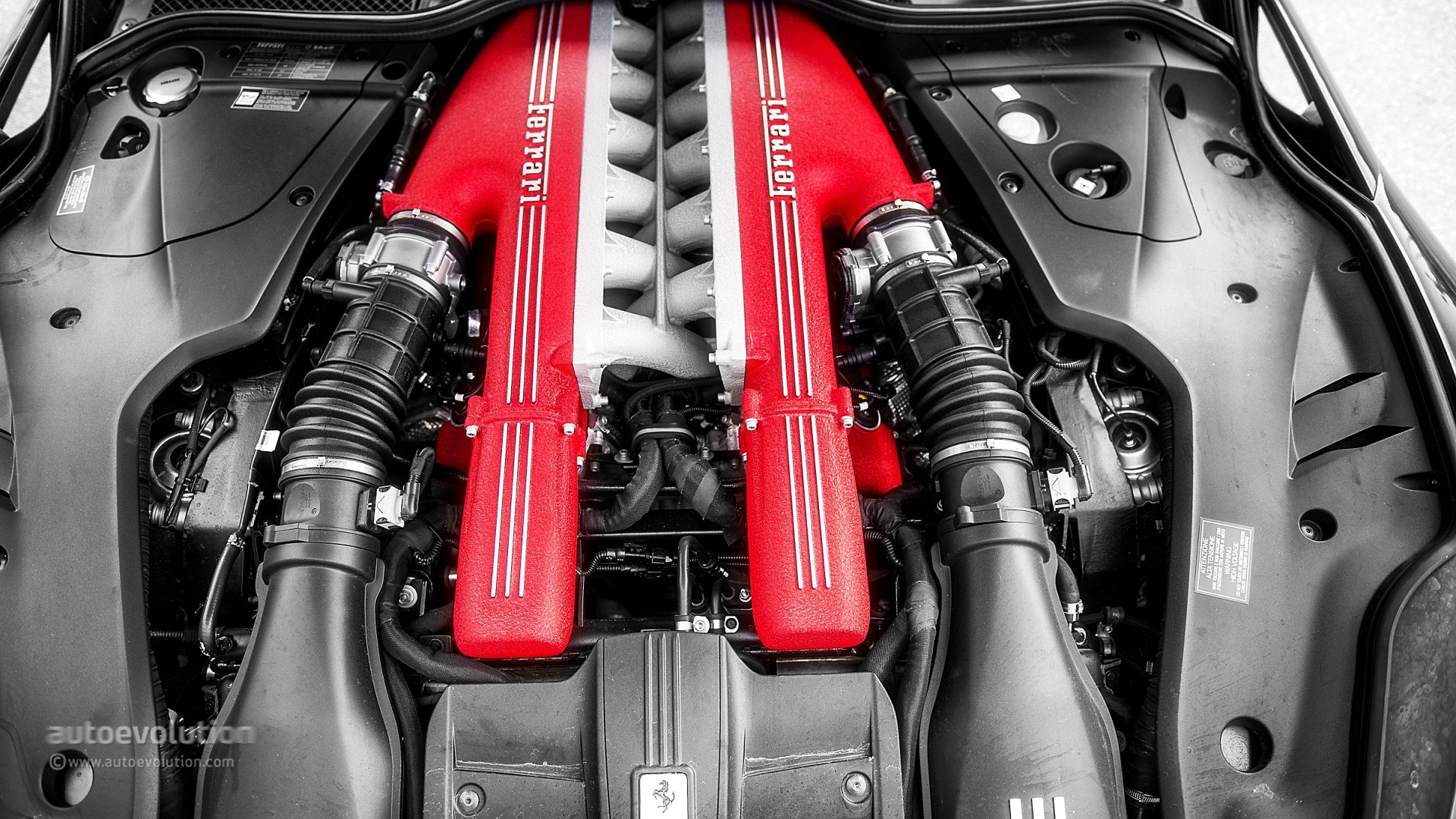 motor Ferrari V12