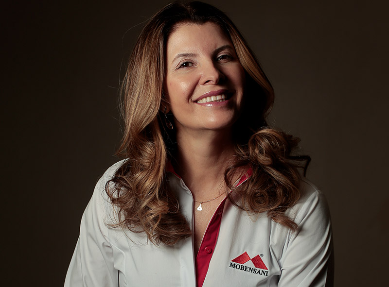 Simone_de_Azevedo_Mobensani